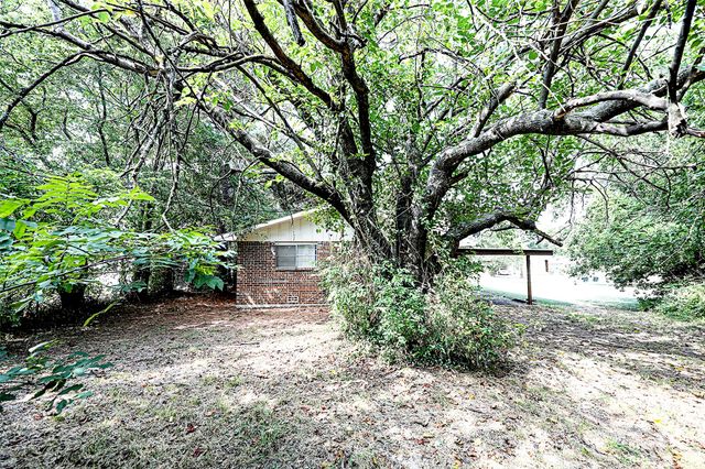 421 E Wilbarger Street, Bowie, TX 76230