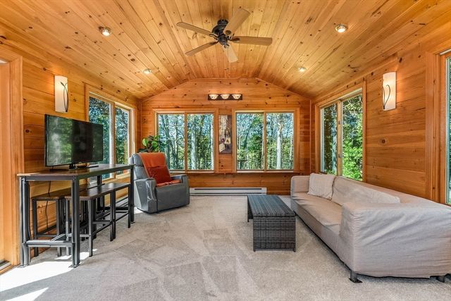 36 Carl Road, Raynham, MA 02767