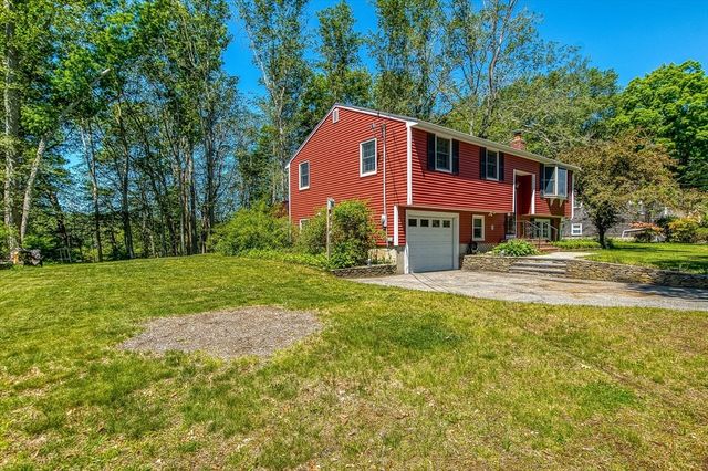36 Carl Road, Raynham, MA 02767
