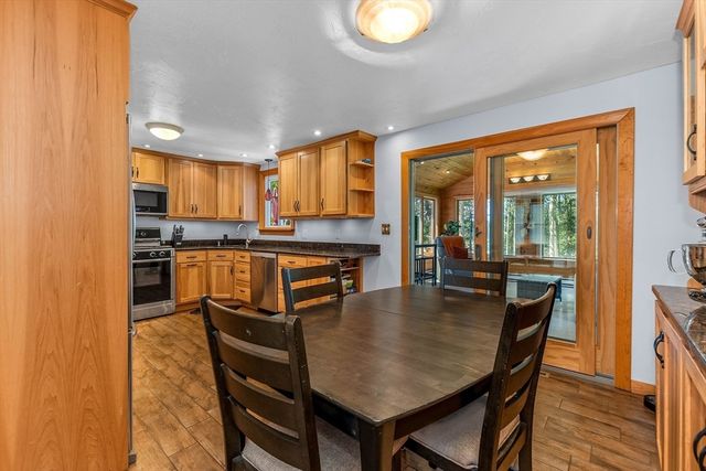 36 Carl Road, Raynham, MA 02767