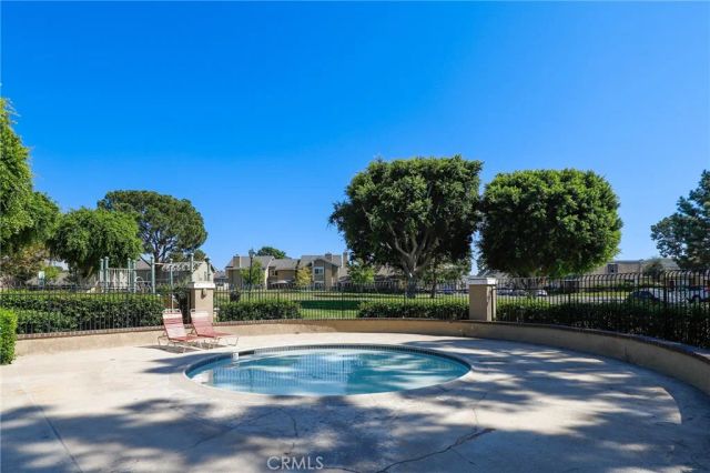 26 Helena 69, Irvine, CA 92604