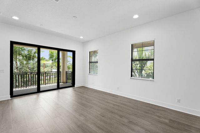 12678 Machiavelli Way, Palm Beach Gardens, FL 33418
