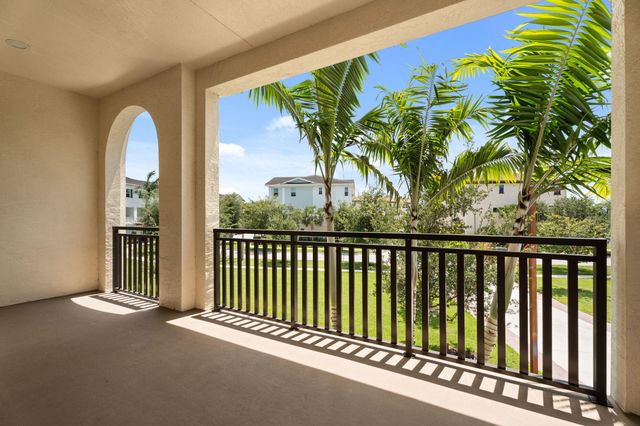 12678 Machiavelli Way, Palm Beach Gardens, FL 33418