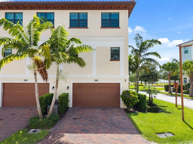 12678 Machiavelli Way, Palm Beach Gardens, FL 33418