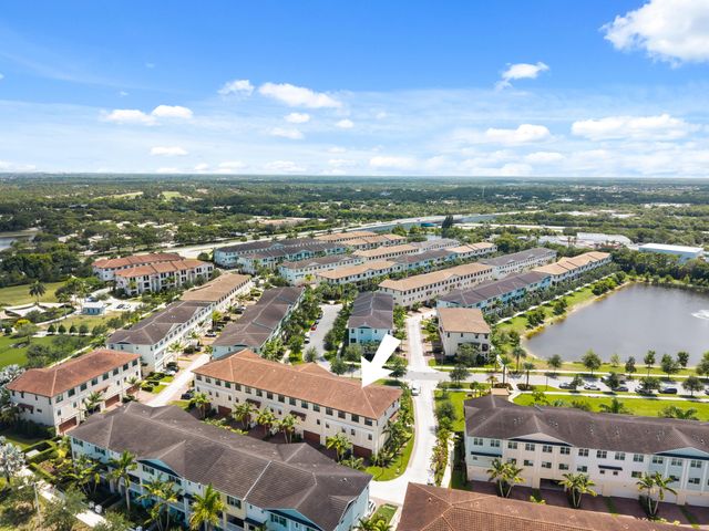 12678 Machiavelli Way, Palm Beach Gardens, FL 33418