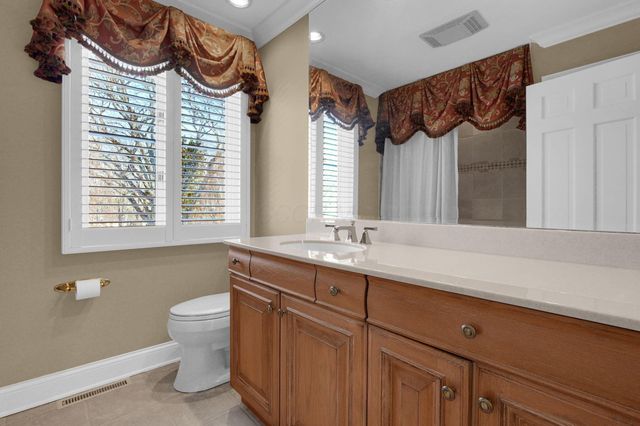 2626 Chartwell Road, Columbus, OH 43220