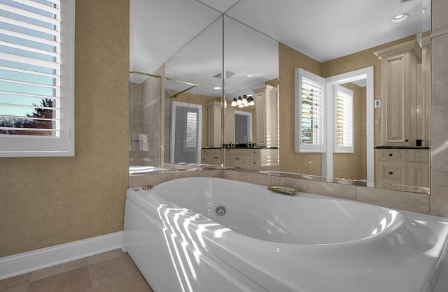 2626 Chartwell Road, Columbus, OH 43220