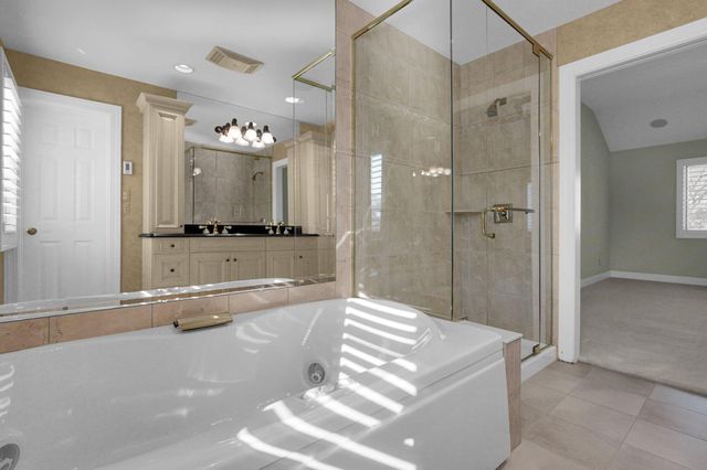 2626 Chartwell Road, Columbus, OH 43220