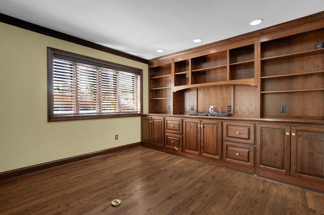 2626 Chartwell Road, Columbus, OH 43220