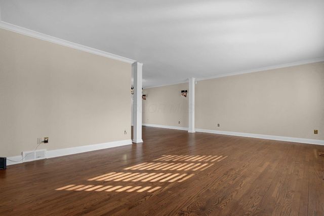 2626 Chartwell Road, Columbus, OH 43220