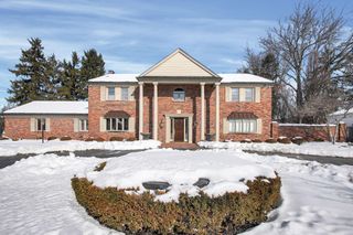 2626 Chartwell Road, Columbus, OH 43220