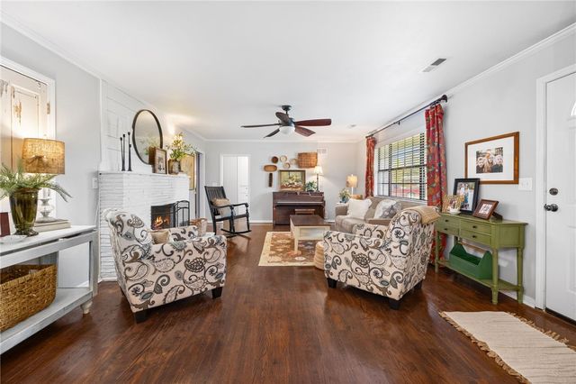 1311 Rogers Avenue, Springdale, AR 72764