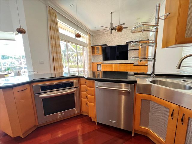 4324 NW 65th Terrace, Coral Springs, FL 33067