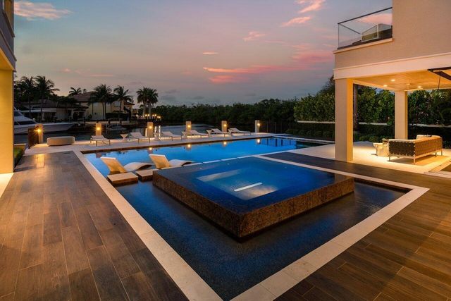 701 SANCTUARY Drive, Boca Raton, FL 33431
