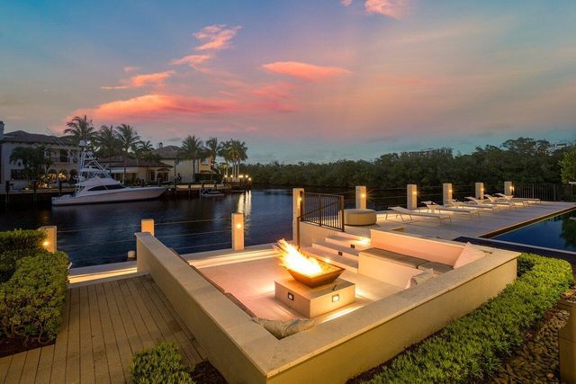 701 SANCTUARY Drive, Boca Raton, FL 33431