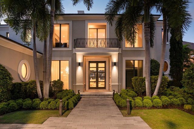 701 SANCTUARY Drive, Boca Raton, FL 33431