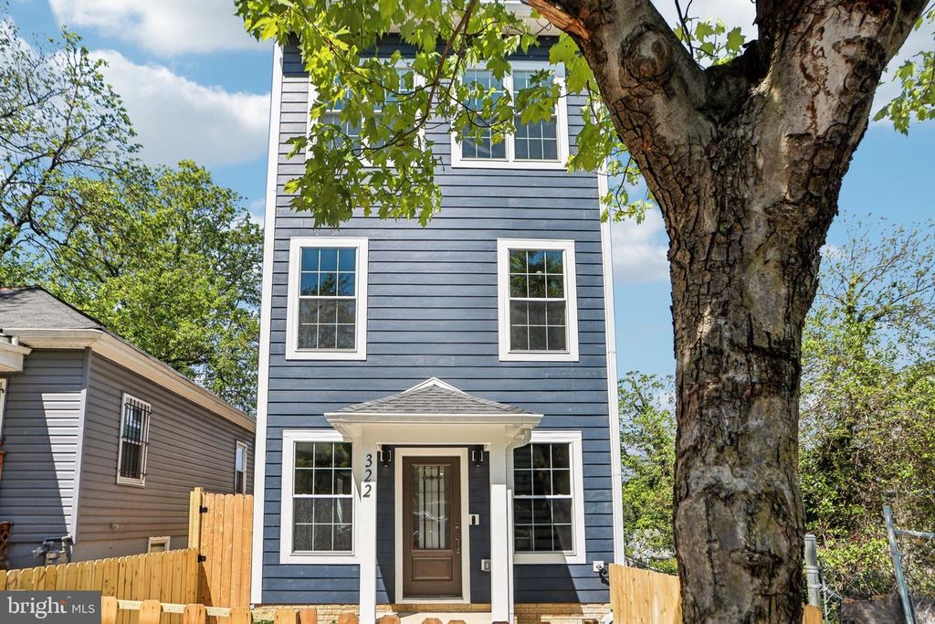 322 56TH ST NE, Washington, DC 20019