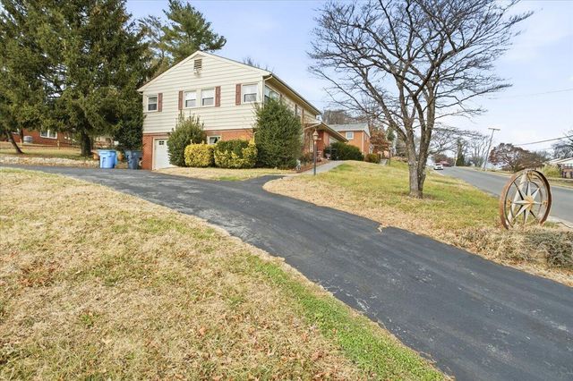 3636 Grandview AVE, Roanoke, VA 24012