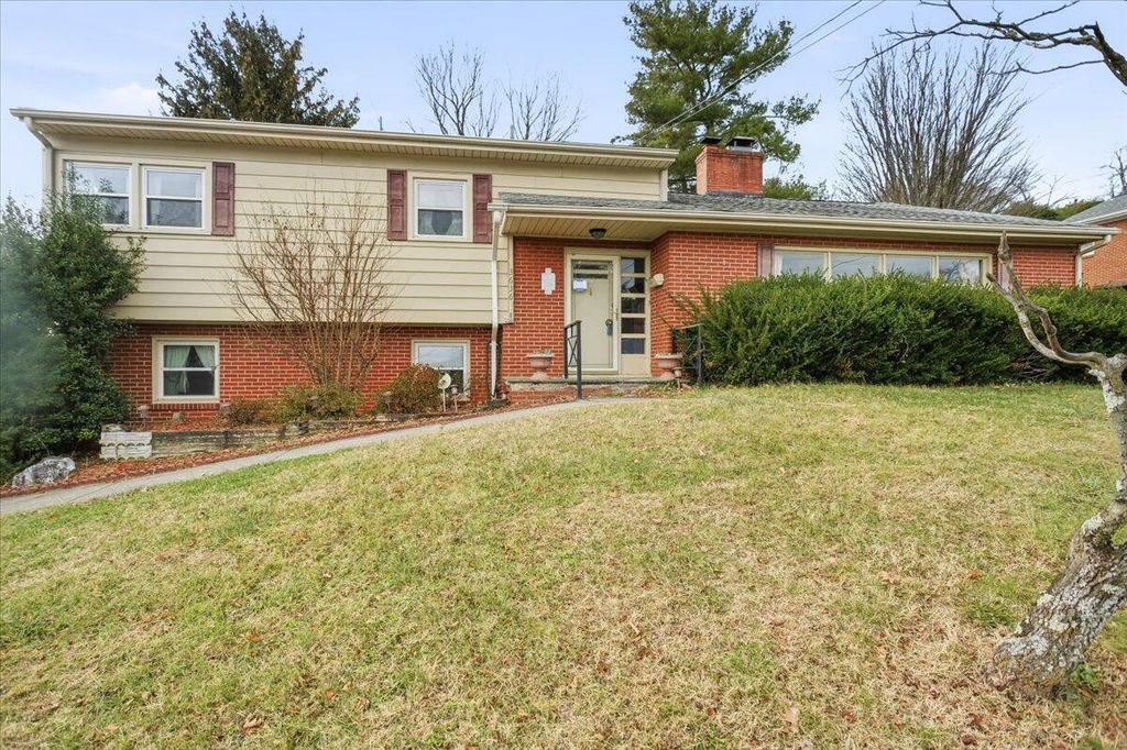 3636 Grandview AVE, Roanoke, VA 24012
