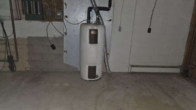 816 1st Street, Glenwood City, WI 54013