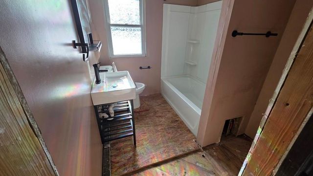 816 1st Street, Glenwood City, WI 54013