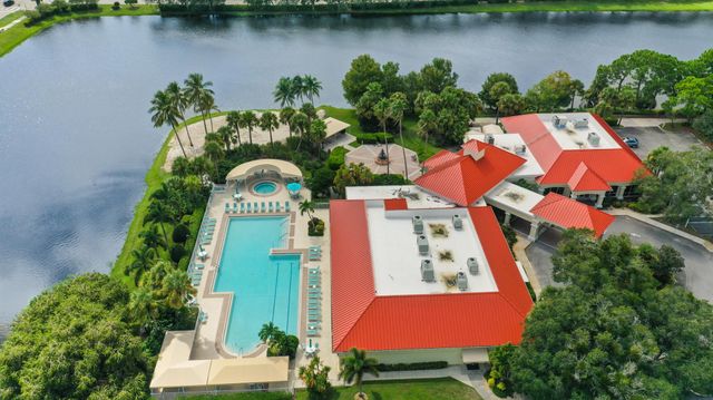 504 NW Lambrusco Drive, Port St Lucie, FL 34986