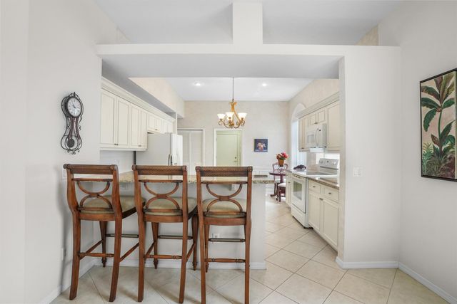 504 NW Lambrusco Drive, Port St Lucie, FL 34986