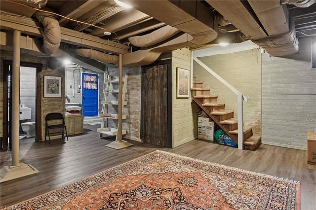 1943 Robinhood Road, Winston-salem, NC 27104