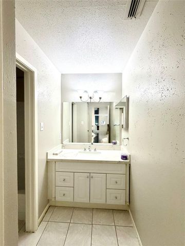 8801 Hammerly Boulevard 1505, Houston, TX 77080