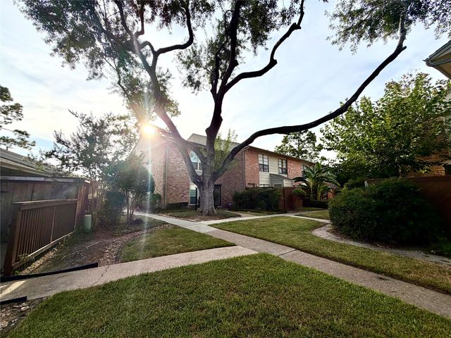8801 Hammerly Boulevard 1505, Houston, TX 77080