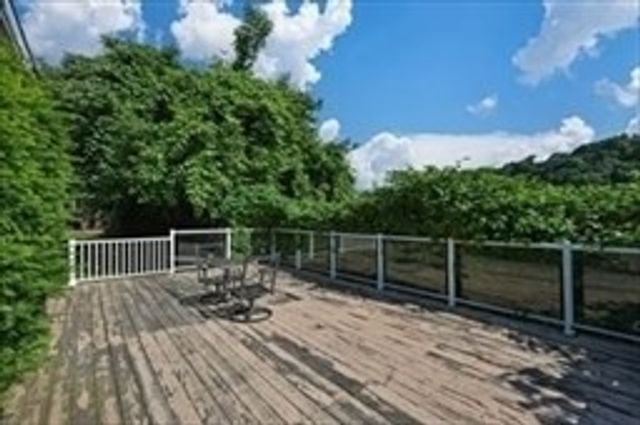 222 Stackpole St 4, Lowell, MA 01852