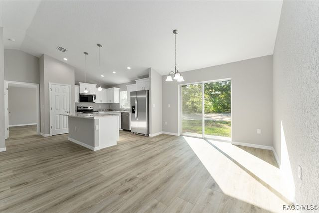 8458 N Tempest Drive, Citrus Springs, FL 34434