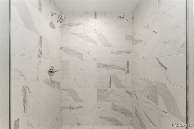 8458 N Tempest Drive, Citrus Springs, FL 34434