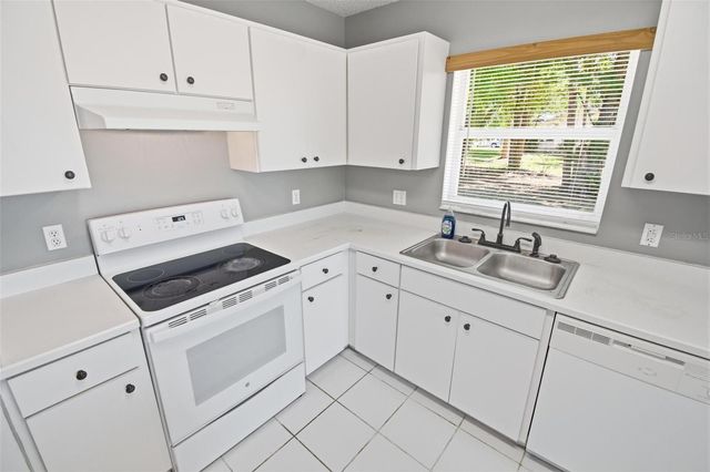 14 WESTMORELAND DRIVE, Palm Coast, FL 32164