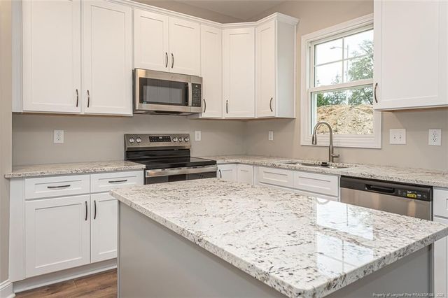 1505 Stonewood Drive, Fayetteville, NC 28306