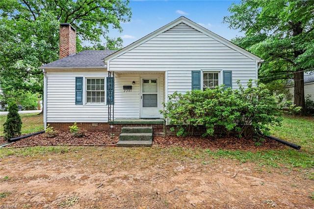 2201 Edgewood Drive, High Point, NC 27262