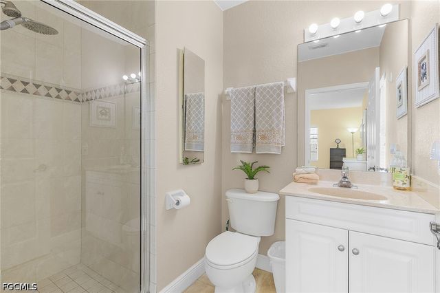 4546 SE 6th PL D, Cape Coral, FL 33904