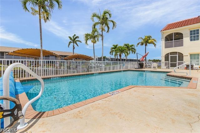 4546 SE 6th PL D, Cape Coral, FL 33904