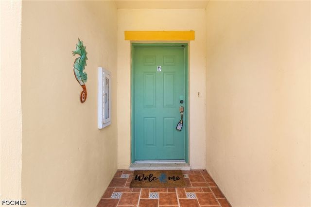4546 SE 6th PL D, Cape Coral, FL 33904