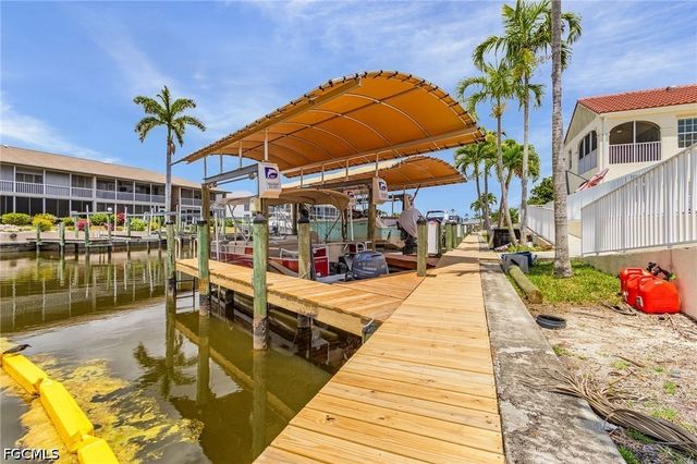 4546 SE 6th PL D, Cape Coral, FL 33904