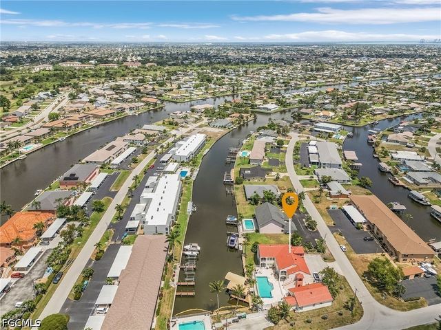 4546 SE 6th PL D, Cape Coral, FL 33904