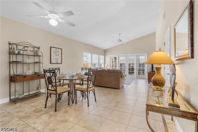 4546 SE 6th PL D, Cape Coral, FL 33904