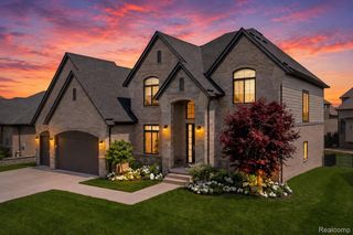 21924 E Majestic Drive, Macomb Township, MI 48044