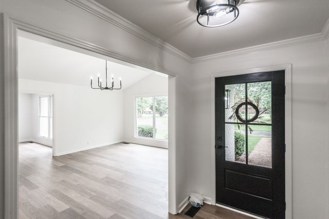 205 Bluegrass Dr, Hendersonville, TN 37075