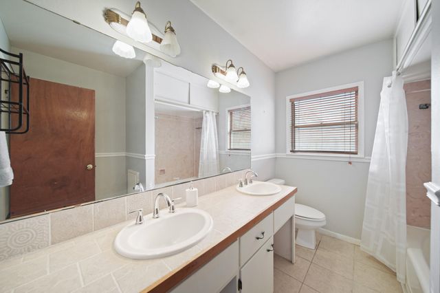 1811 Mulcahy Street, Rosenberg, TX 77471