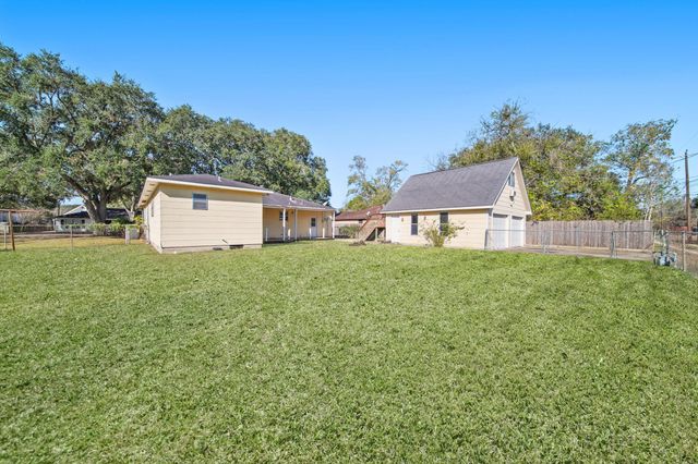 1811 Mulcahy Street, Rosenberg, TX 77471