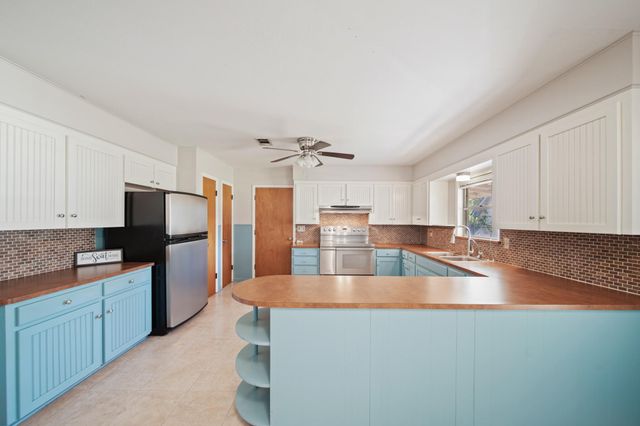 1811 Mulcahy Street, Rosenberg, TX 77471