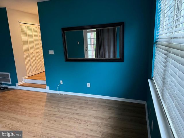 1561 WASHINGTON CT, Mays Landing, NJ 08330