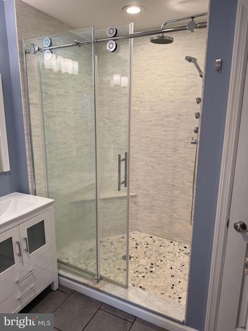 1561 WASHINGTON CT, Mays Landing, NJ 08330