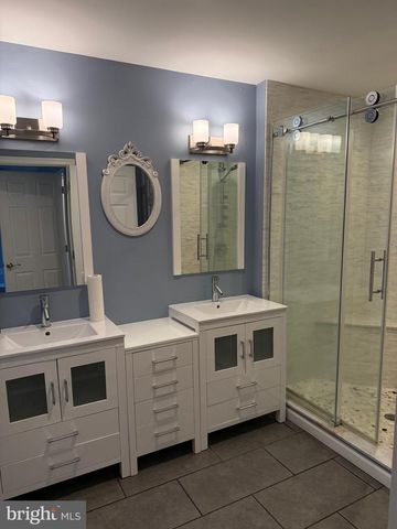 1561 WASHINGTON CT, Mays Landing, NJ 08330